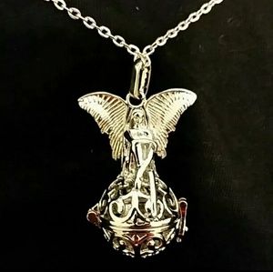 Aromatherapy necklace essential oil diffuser